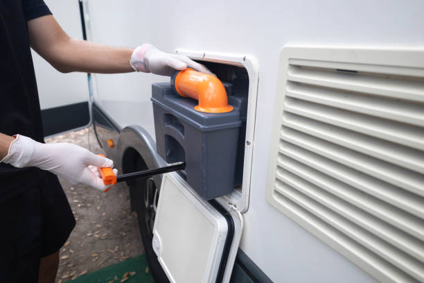 Best Best portable toilet rental  in Wildwood, FL