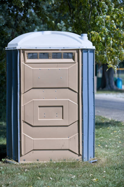 Best Construction site porta potty rental  in Wildwood, FL